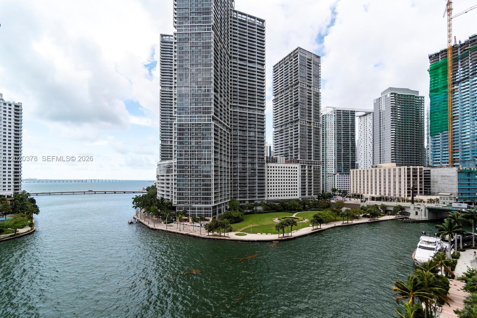 300 Biscayne Blvd Way #802E Miami, FL 33131