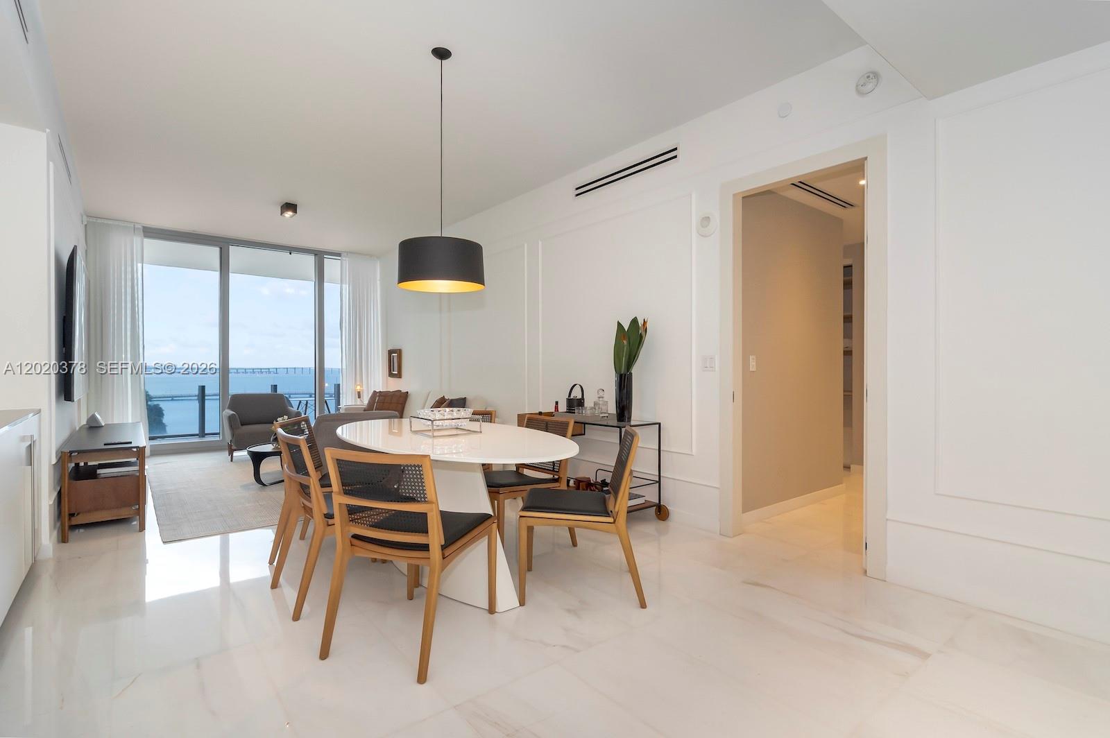 300 Biscayne Blvd Way #802E Miami, FL 33131