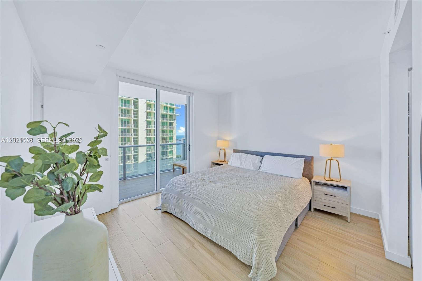 image Brickell House9