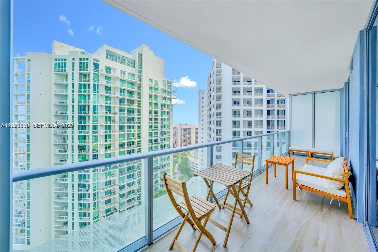 image Brickell House13