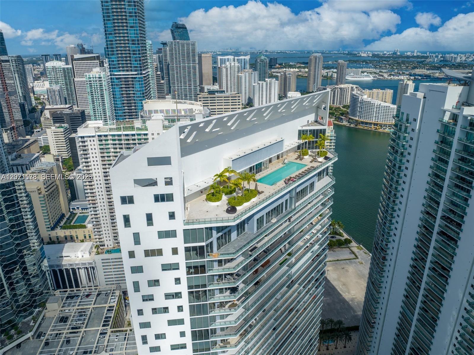 image Brickell House23