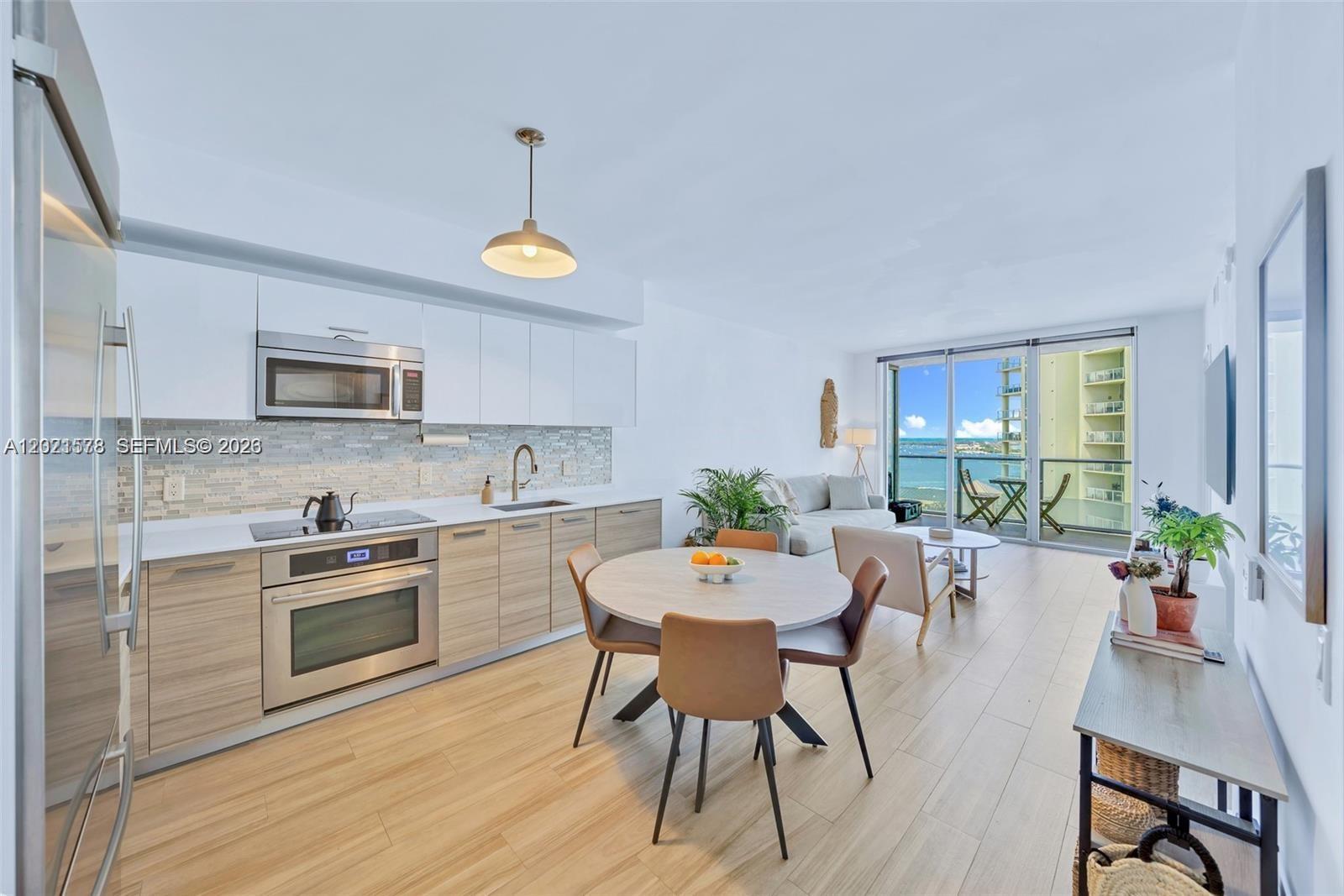 image Brickell House2