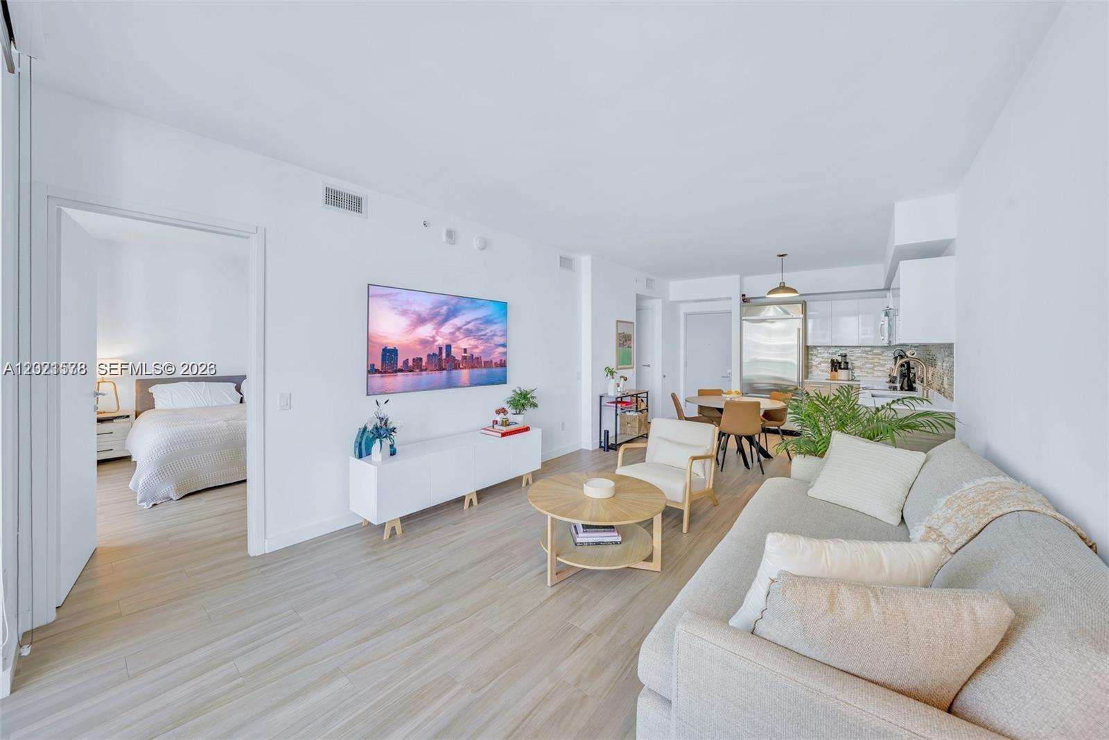 image Brickell House5