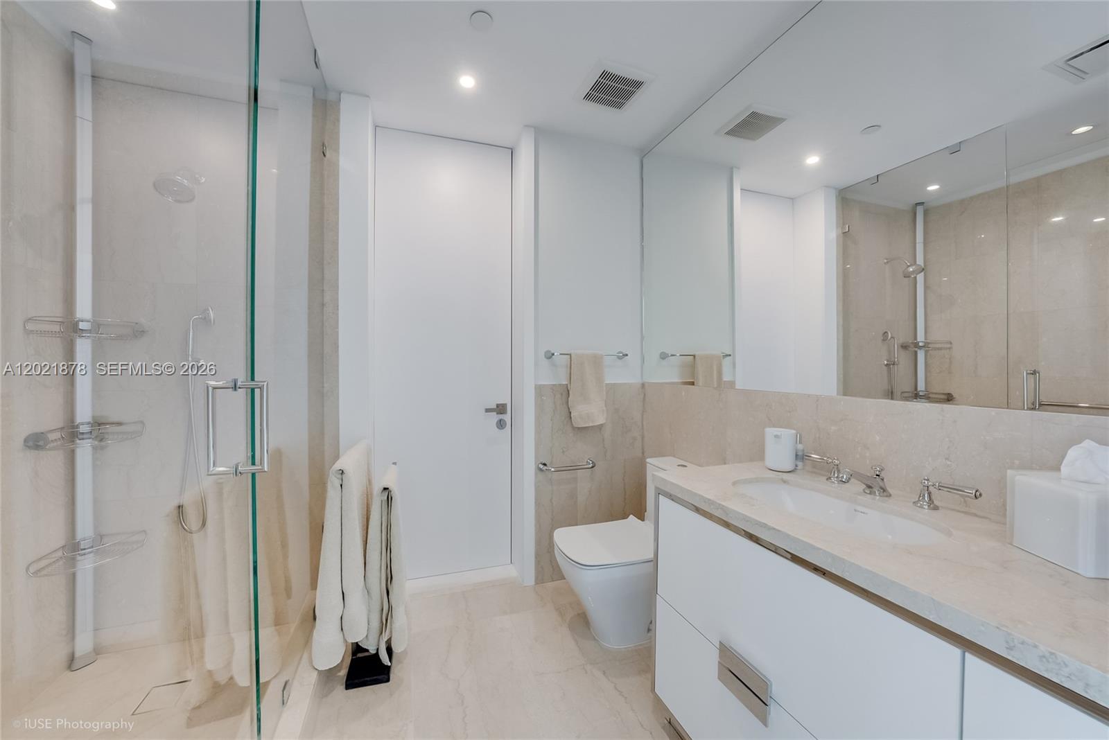 15701 Collins Ave #3001 Sunny Isles Beach, FL 33160