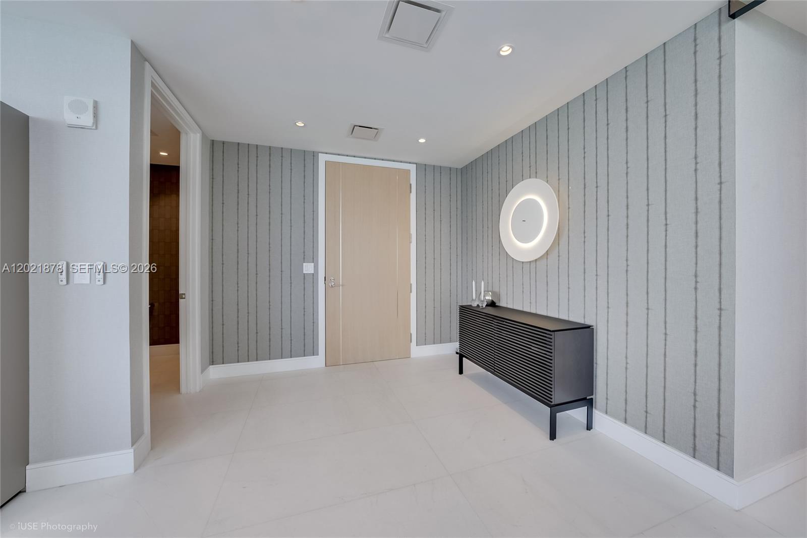 15701 Collins Ave #3001 Sunny Isles Beach, FL 33160