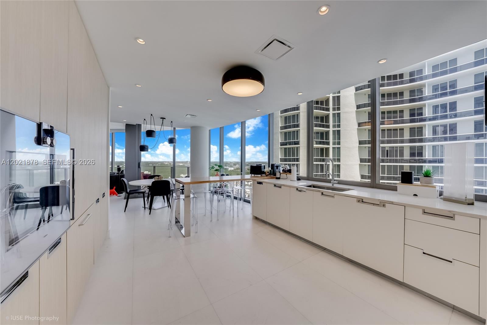 15701 Collins Ave #3001 Sunny Isles Beach, FL 33160