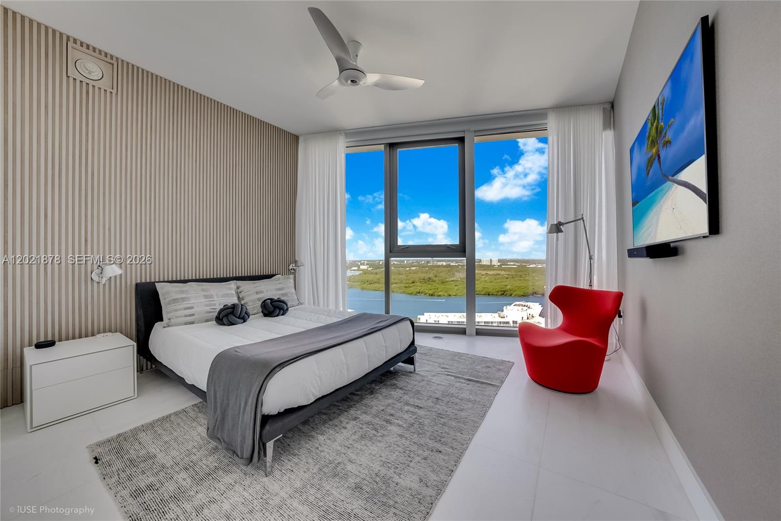 15701 Collins Ave #3001 Sunny Isles Beach, FL 33160