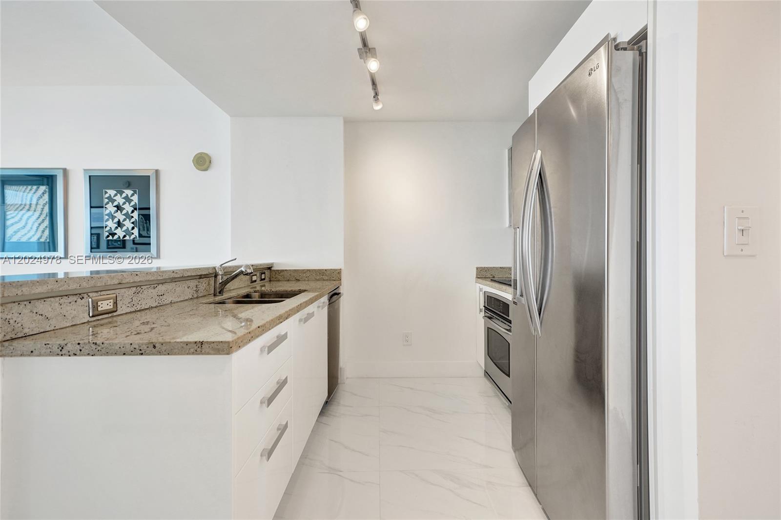 601 NE 36th St #1508 Miami, FL 33137