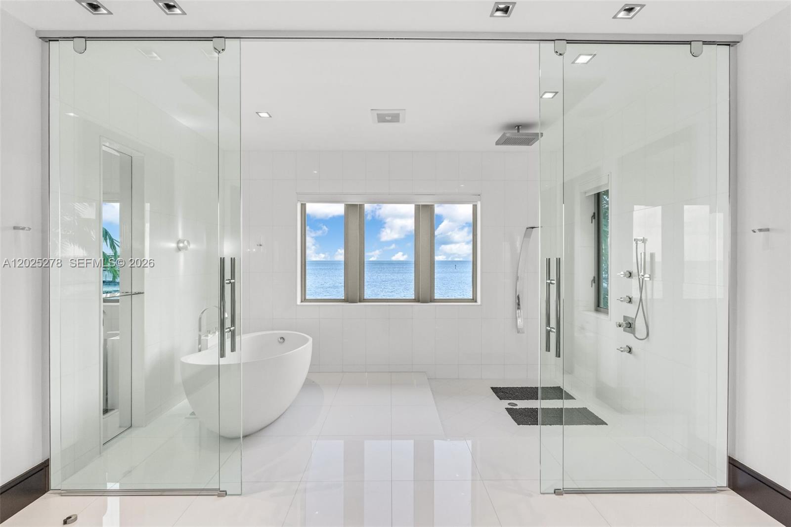 760 S Mashta Dr Key Biscayne, FL 33149
