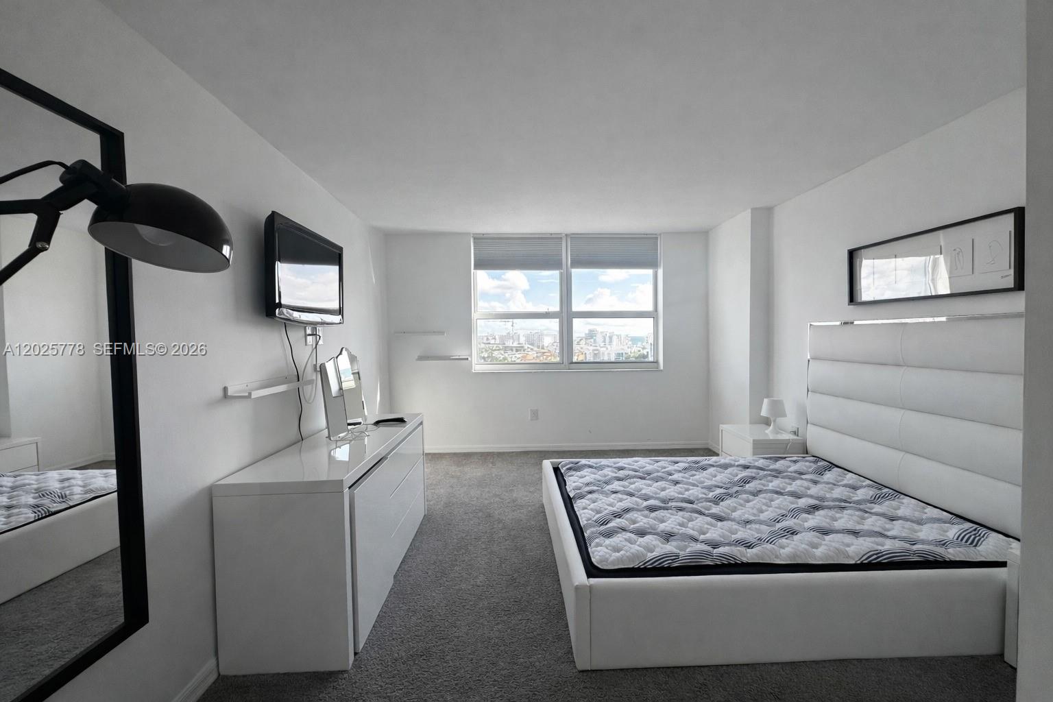 90 Alton Rd #1009 Miami Beach, FL 33139