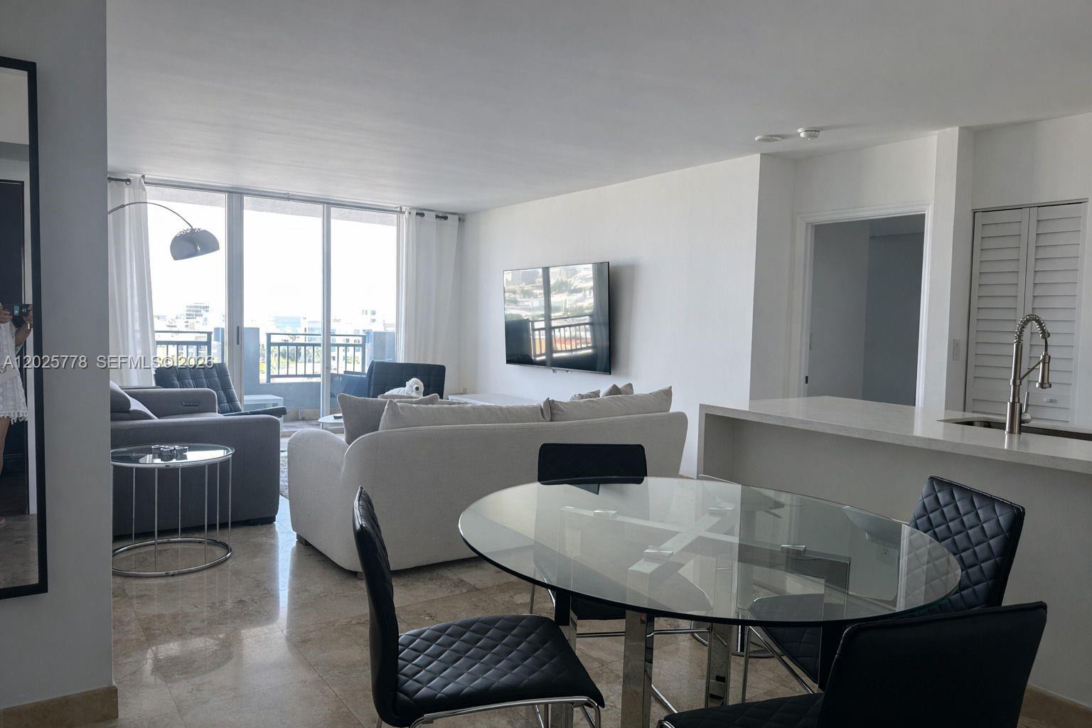 90 Alton Rd #1009 Miami Beach, FL 33139