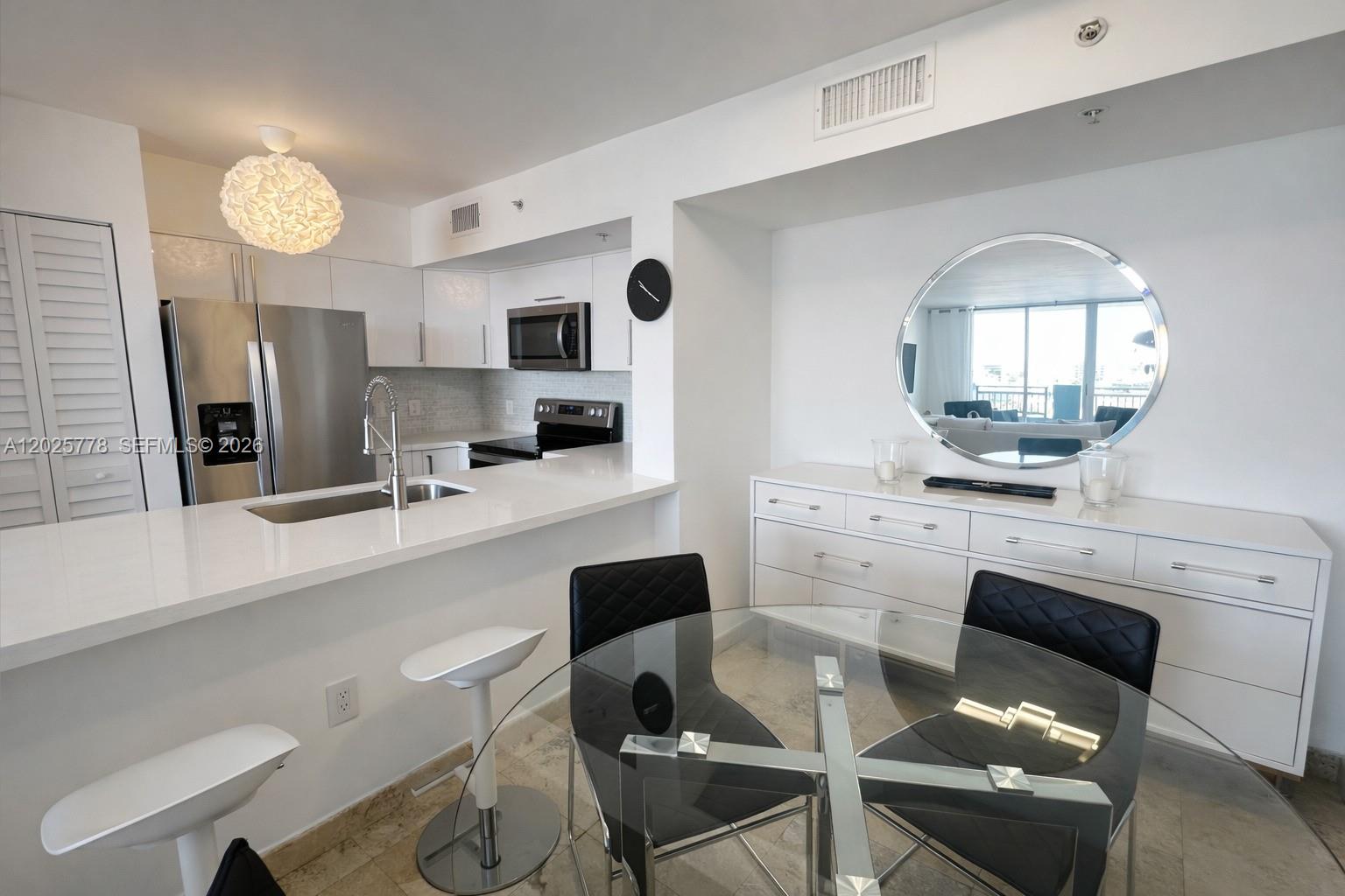 90 Alton Rd #1009 Miami Beach, FL 33139