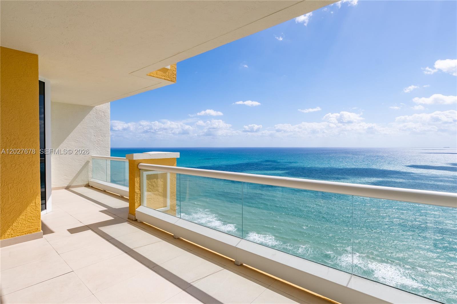 17875 Collins Ave #1906