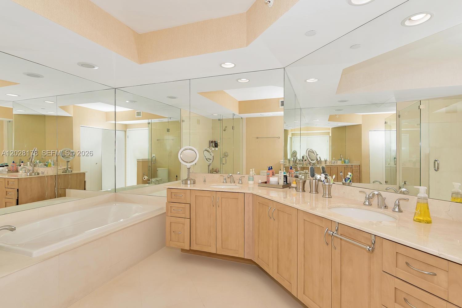 2821 N Ocean Blvd #703S Fort Lauderdale, FL 33308