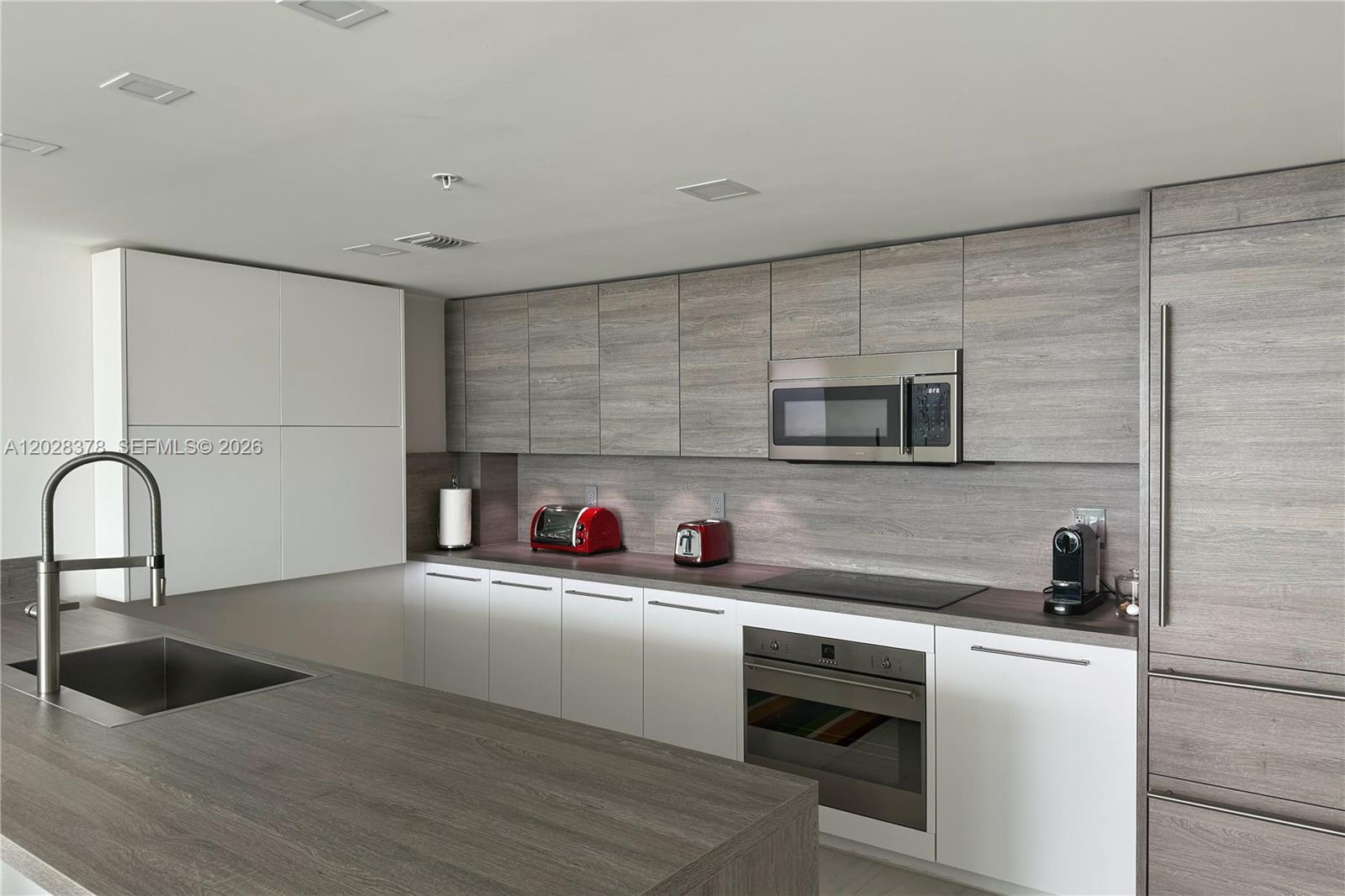 Undisclosed Address Sunny Isles Beach, FL 33160