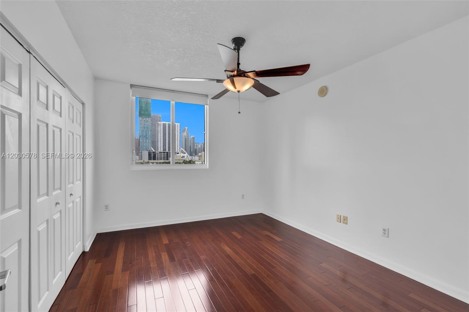 image 1800 Biscayne Plaza16