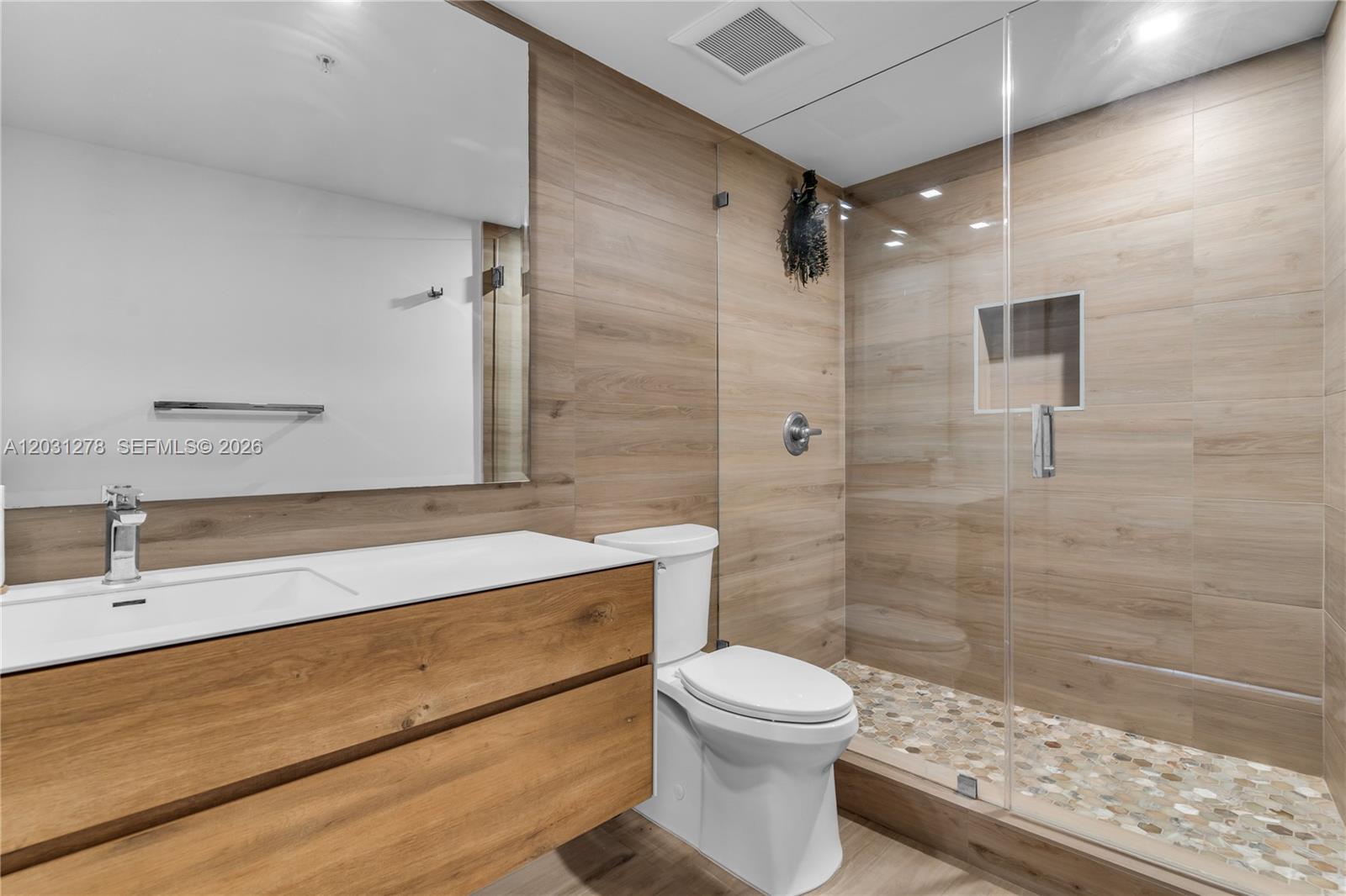 1750 N Bayshore Dr #4414 Miami, FL 33132
