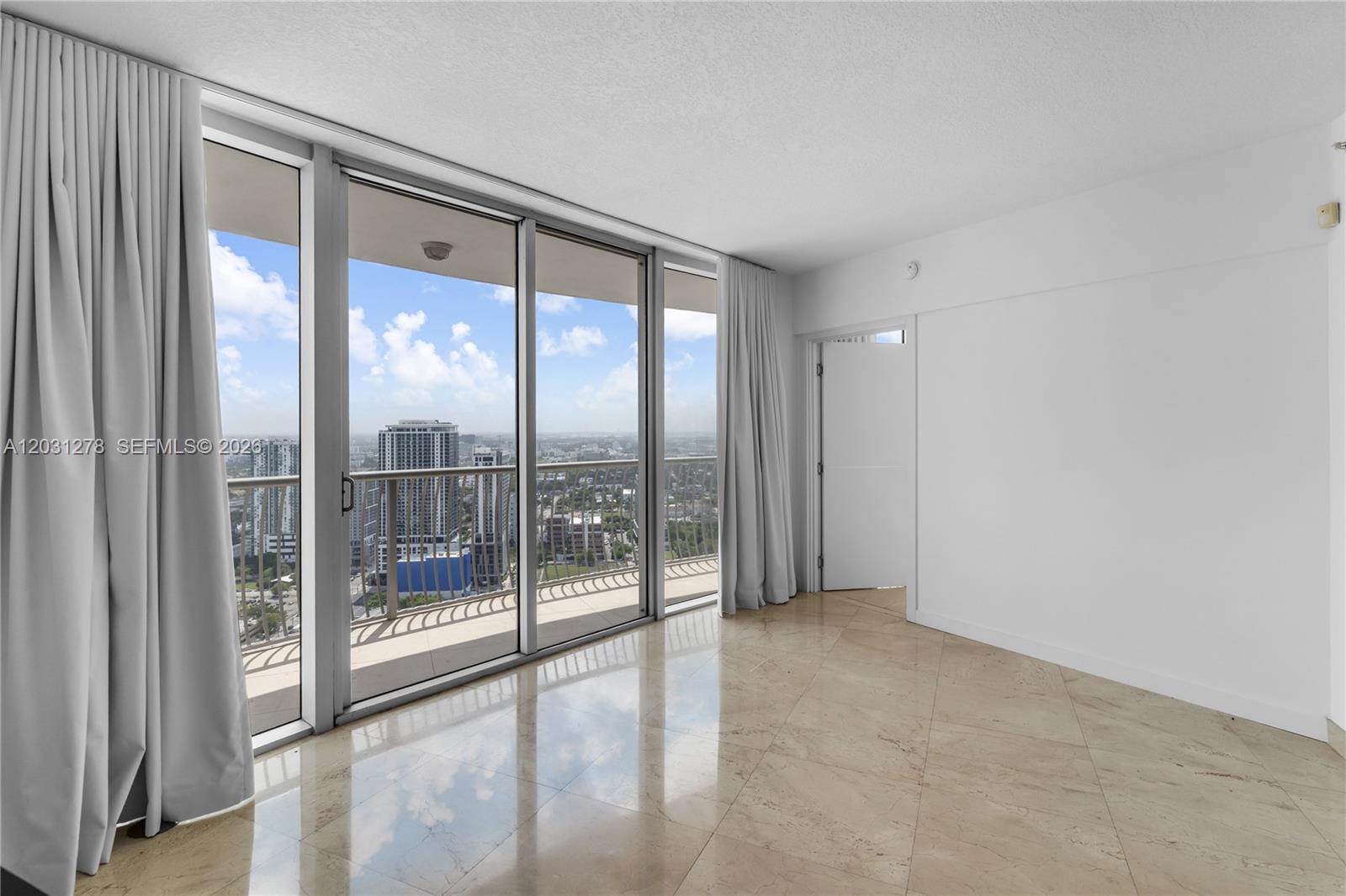 1750 N Bayshore Dr #4414 Miami, FL 33132