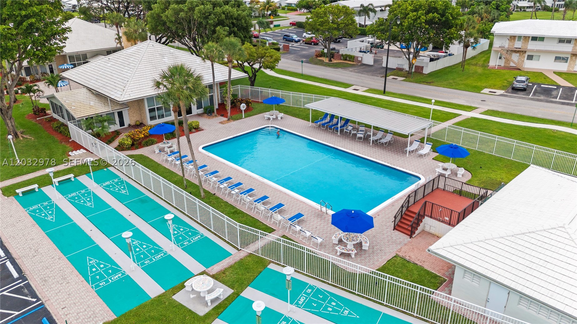2930 NW 1st Dr Pompano Beach, FL 33064