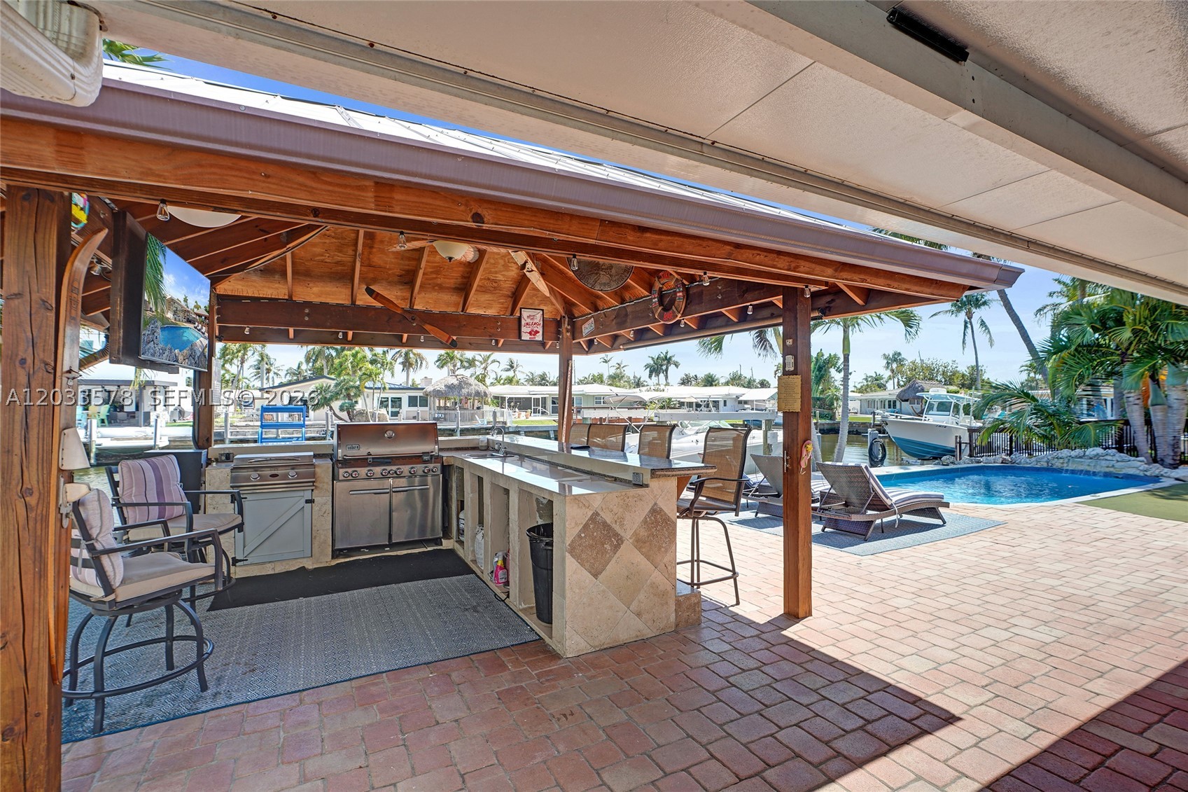 200 SE 3rd St Pompano Beach, FL 33060