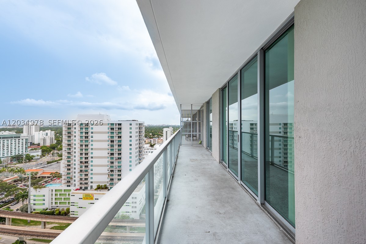 image Axis on Brickell South0