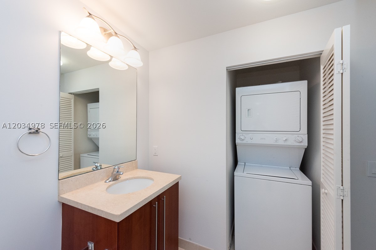 image Axis on Brickell South11