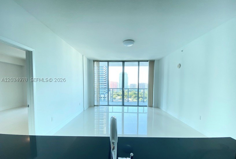 image Axis on Brickell South14
