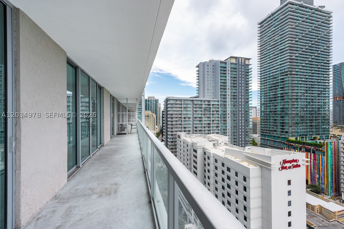 image Axis on Brickell South15