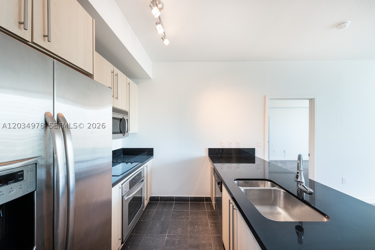 image Axis on Brickell South1