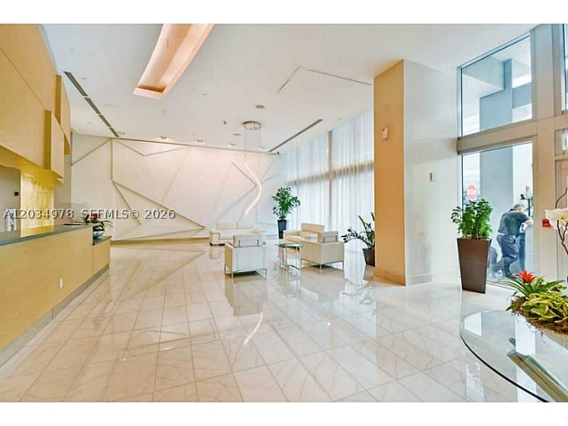 image Axis on Brickell South21