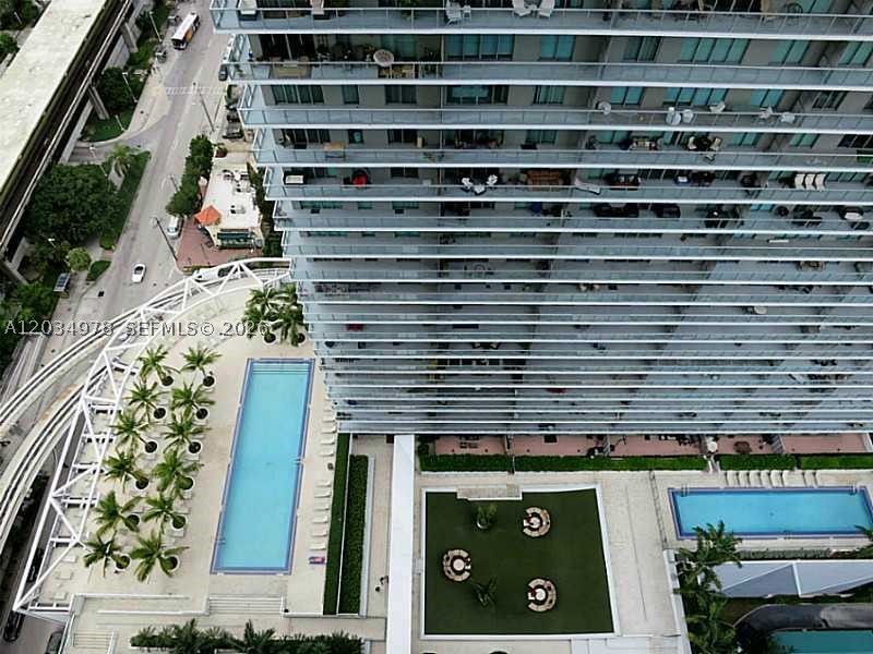 image Axis on Brickell South23