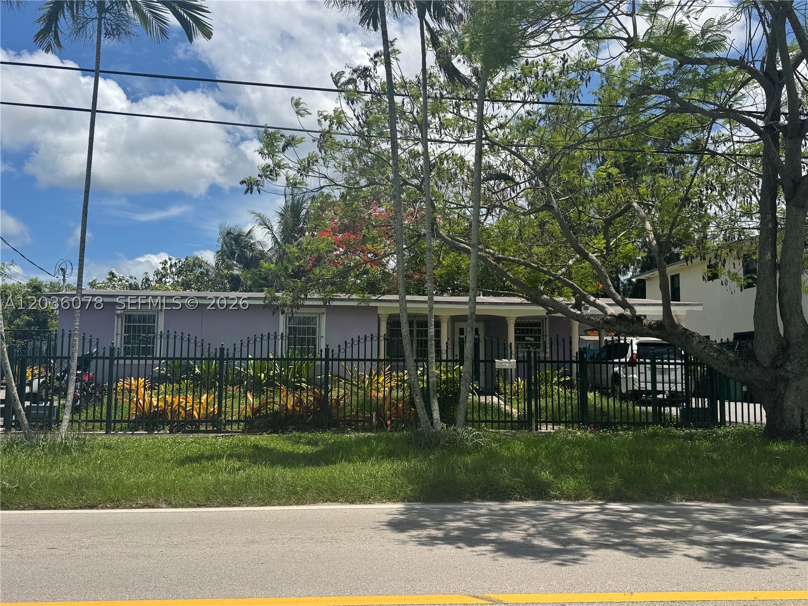 11290 SW 47th Ter