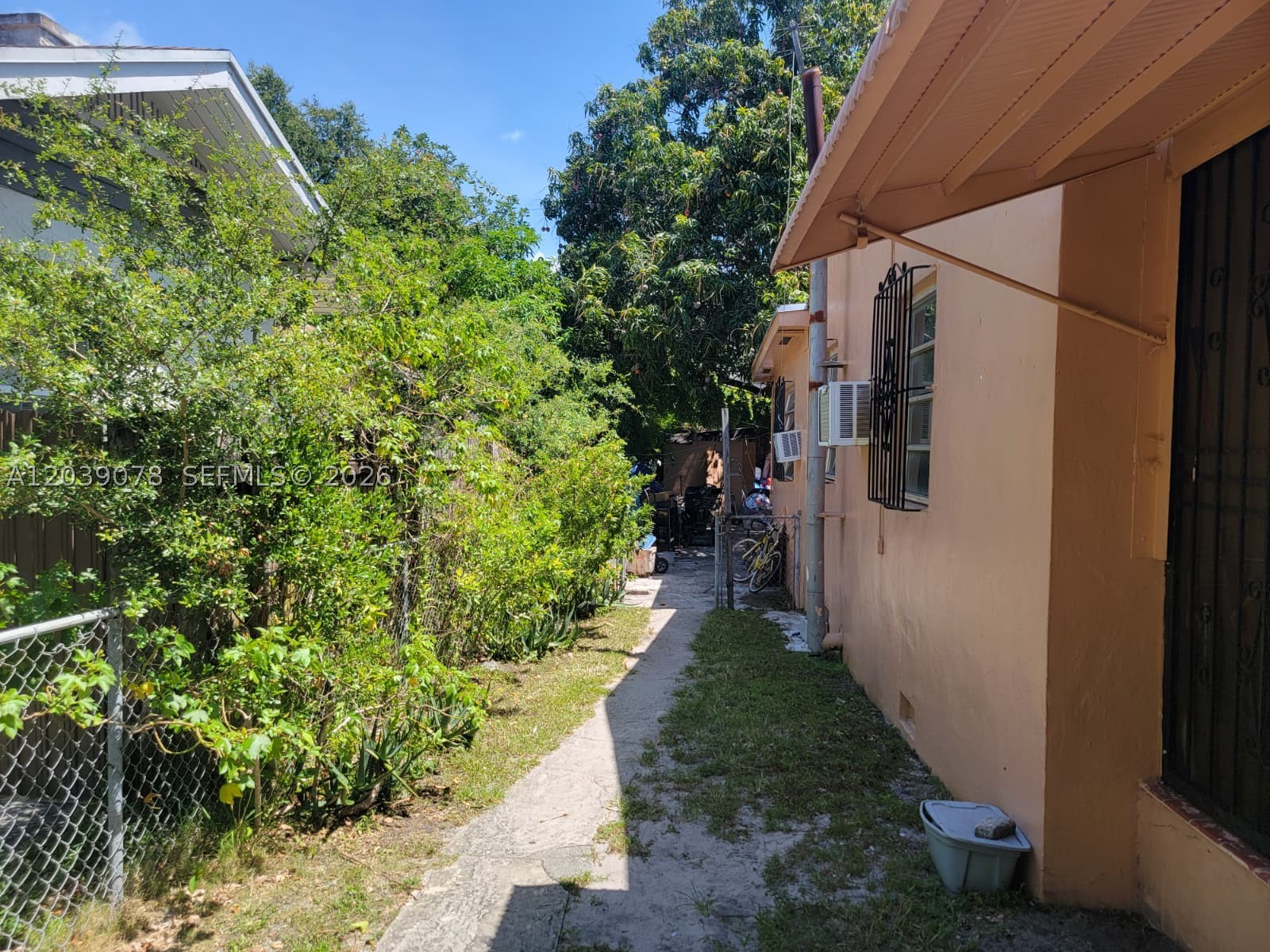 75 NE 49th St Miami, FL 33137