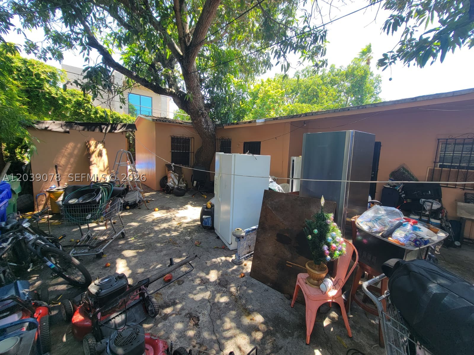 75 NE 49th St Miami, FL 33137