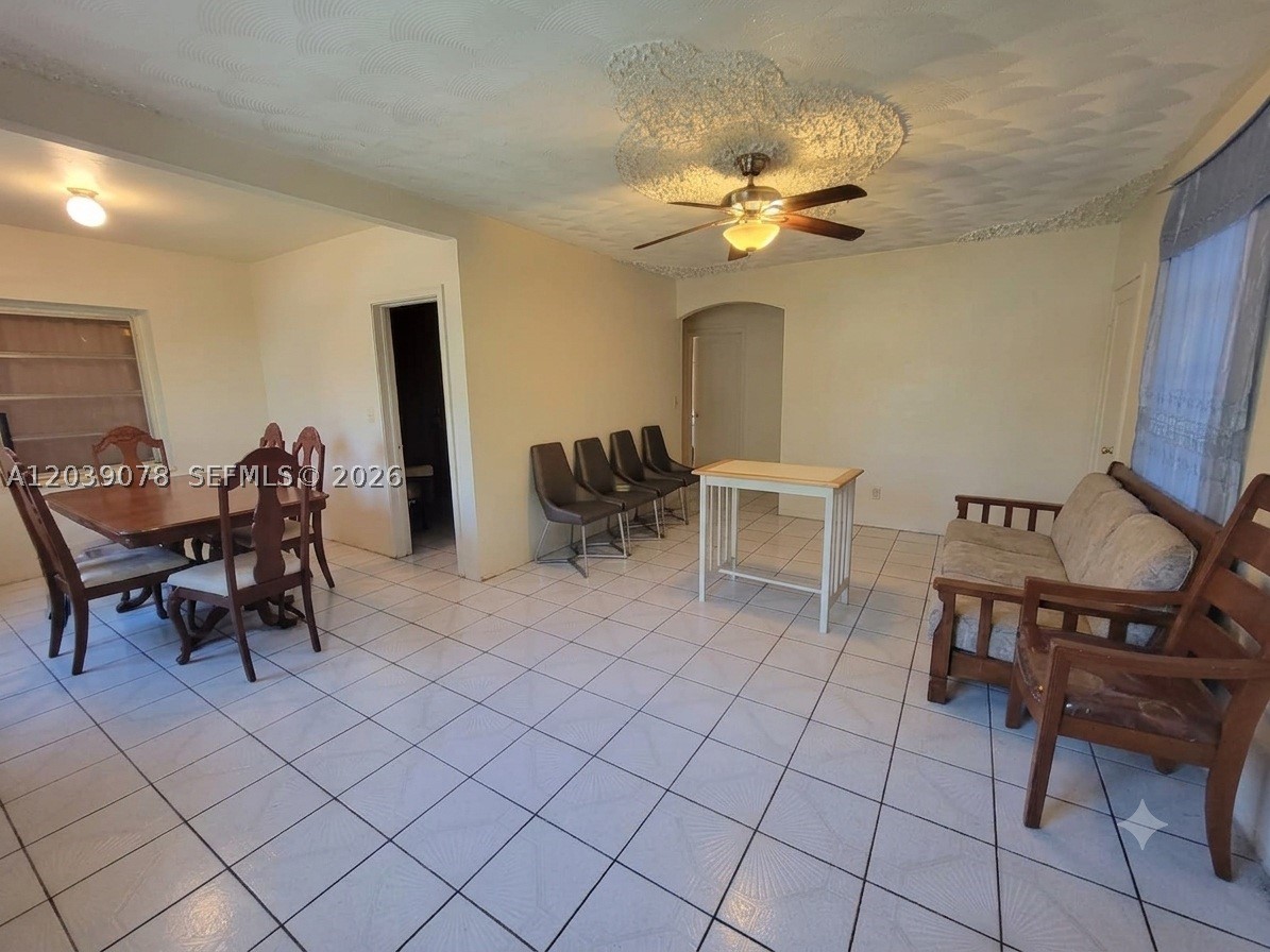 75 NE 49th St Miami, FL 33137