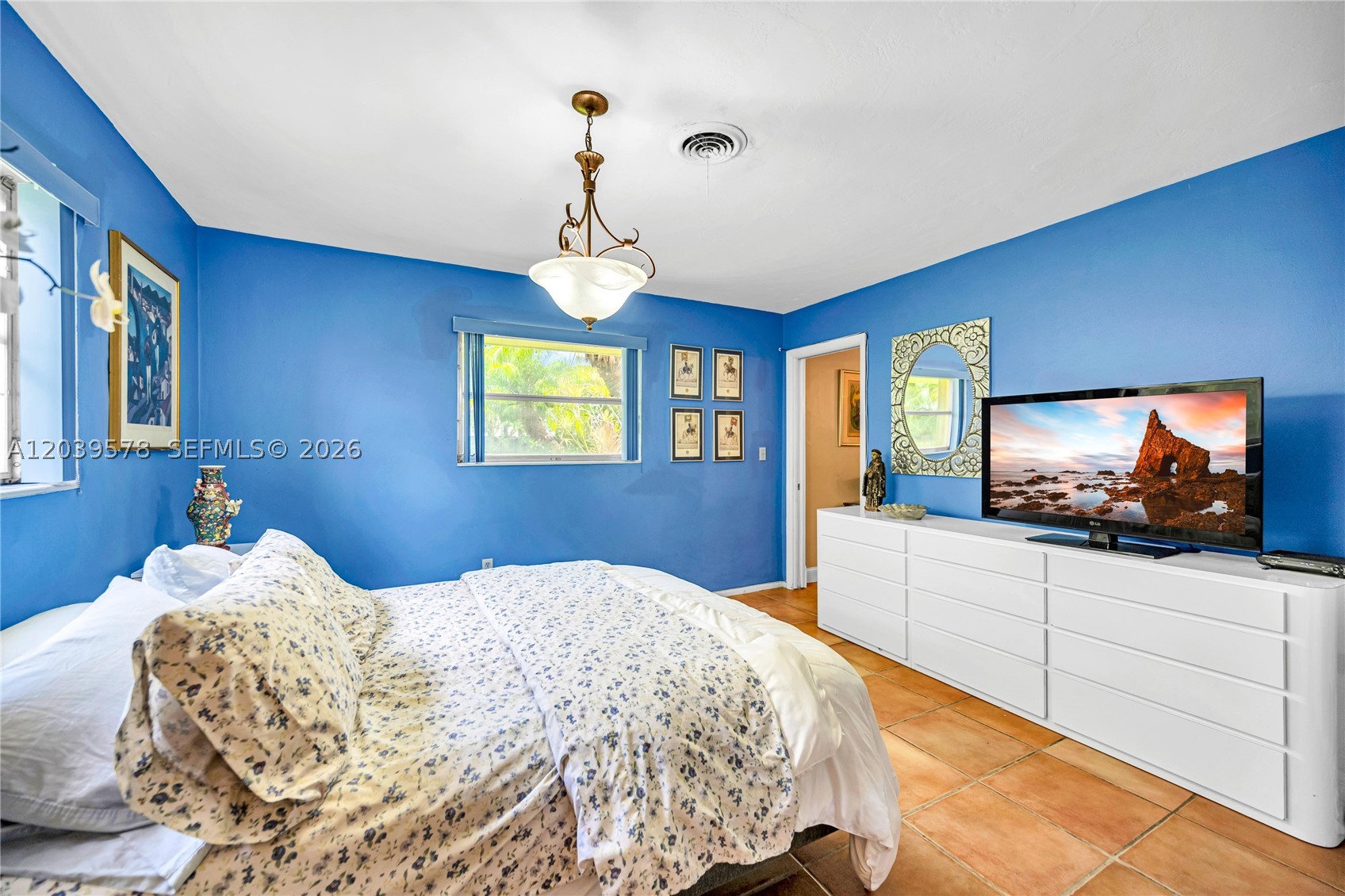 8701 SW 87th Ct Miami, FL 33173