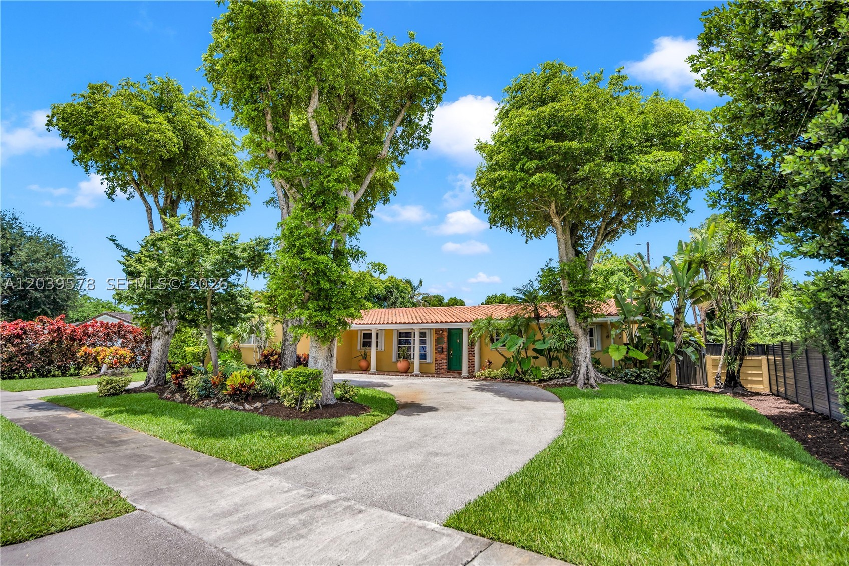 8701 SW 87th Ct Miami, FL 33173