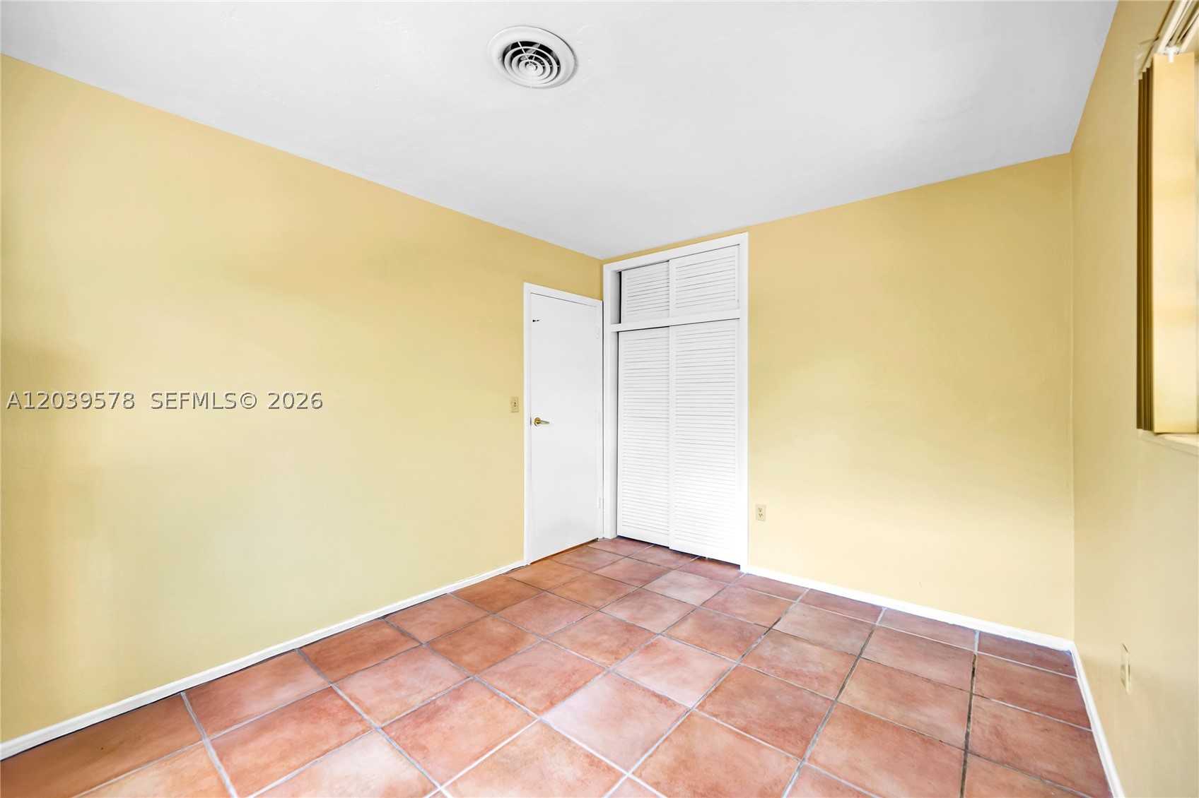 8701 SW 87th Ct Miami, FL 33173