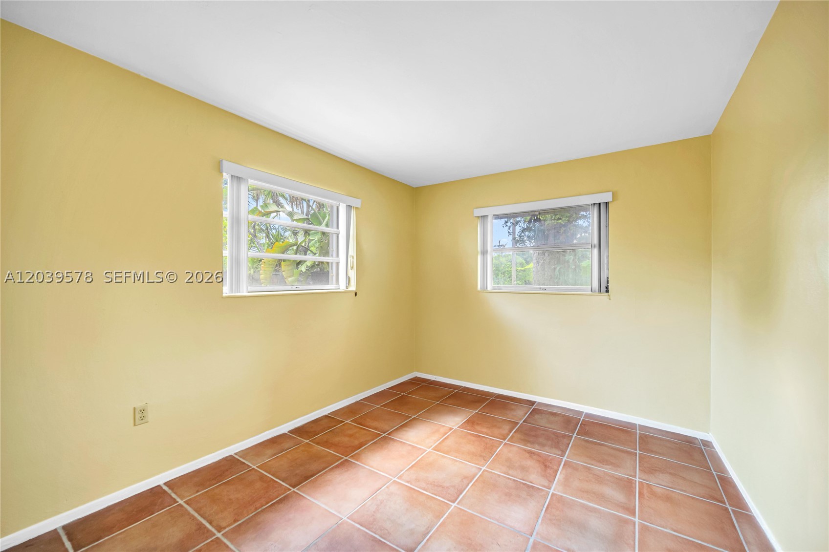 8701 SW 87th Ct Miami, FL 33173