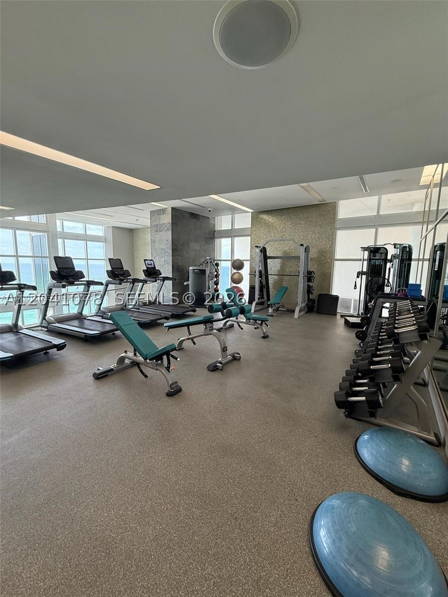 18201 E Collins Ave #5009 Sunny Isles Beach, FL 33160