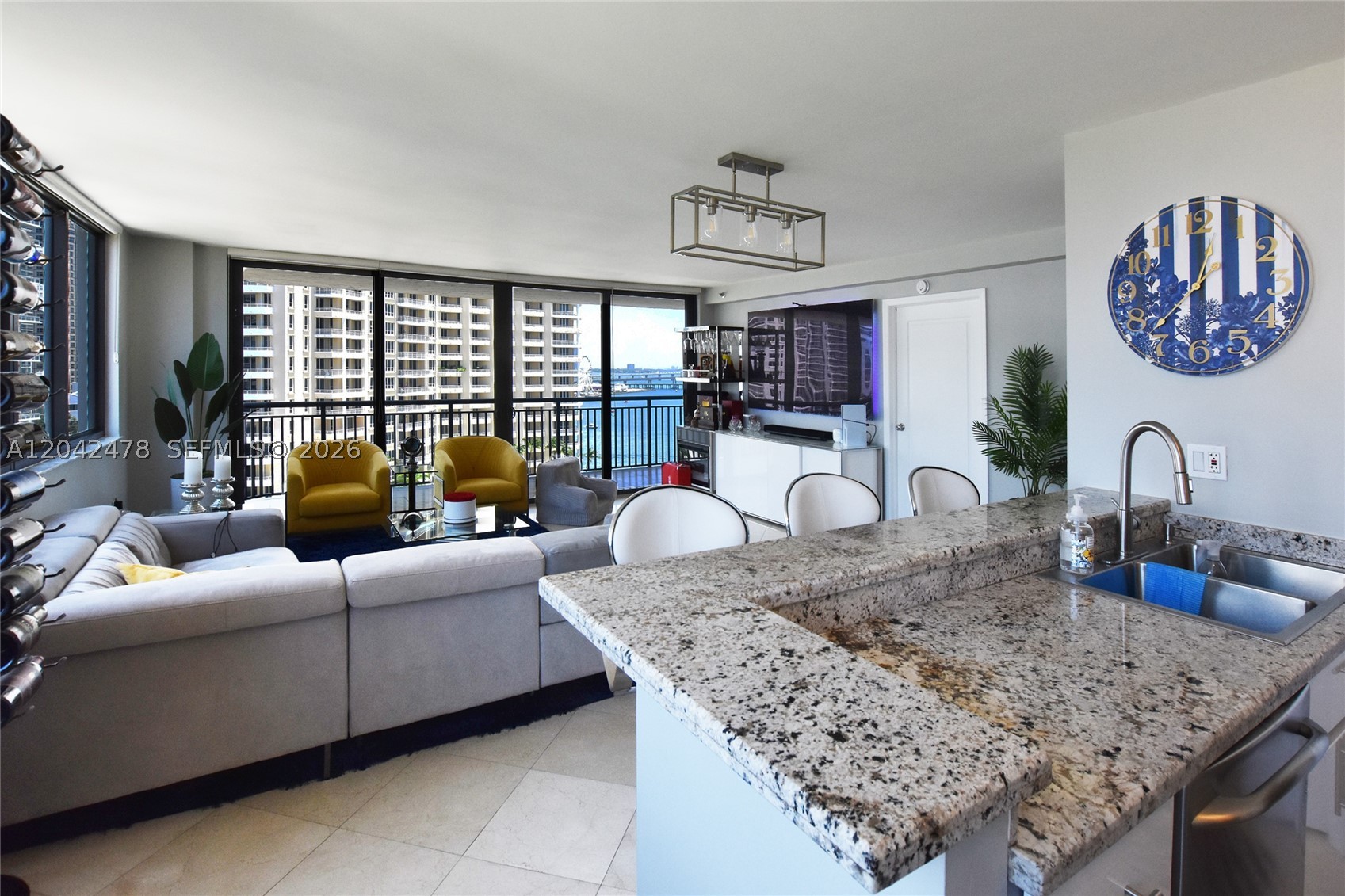 540 Brickell Key Dr #1513 Miami, FL 33131