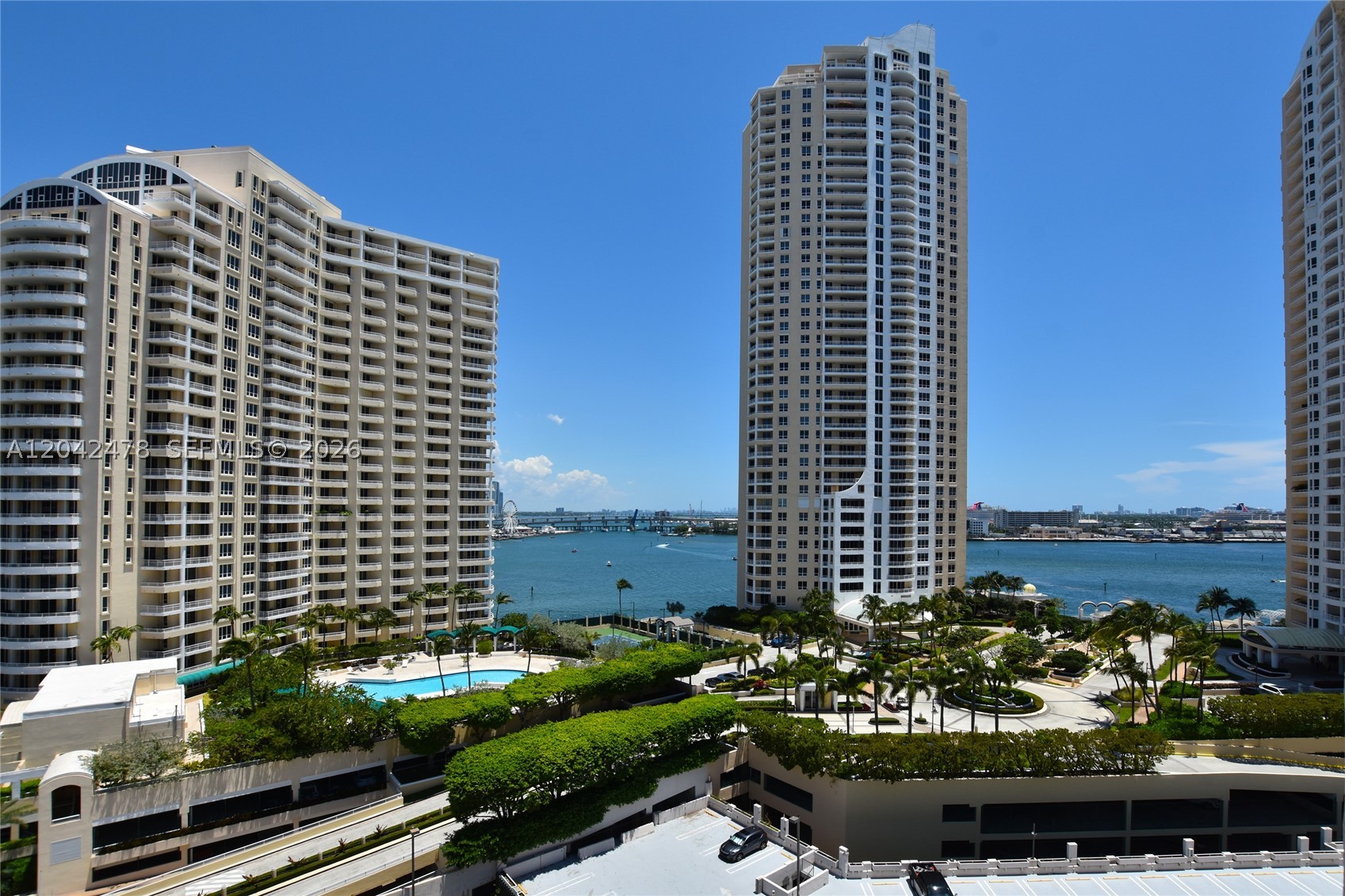 540 Brickell Key Dr #1513 Miami, FL 33131