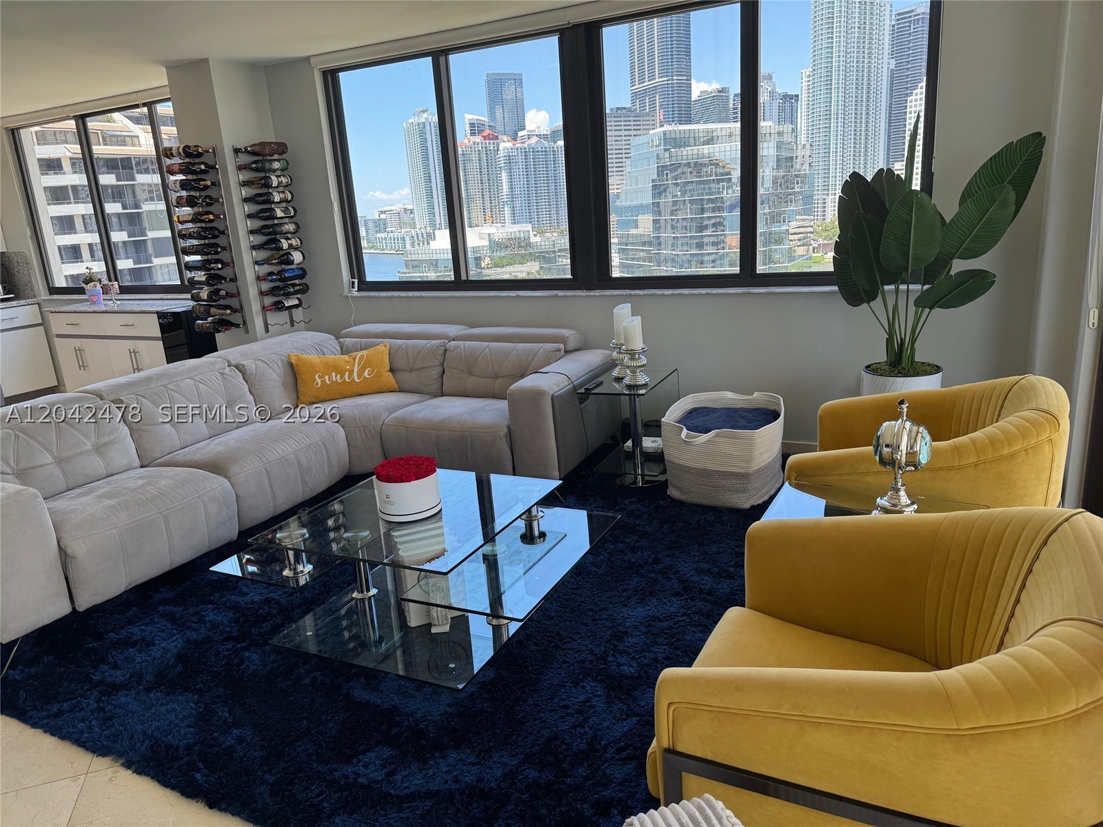 540 Brickell Key Dr #1513 Miami, FL 33131