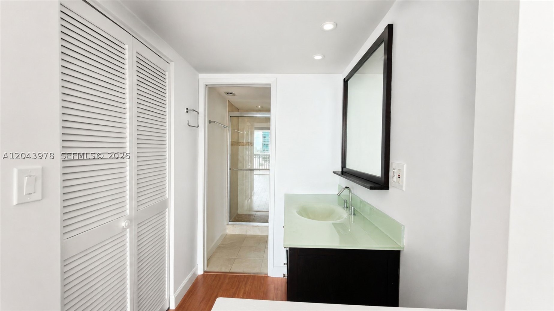 1901 Brickell Ave #B2203 Miami, FL 33129