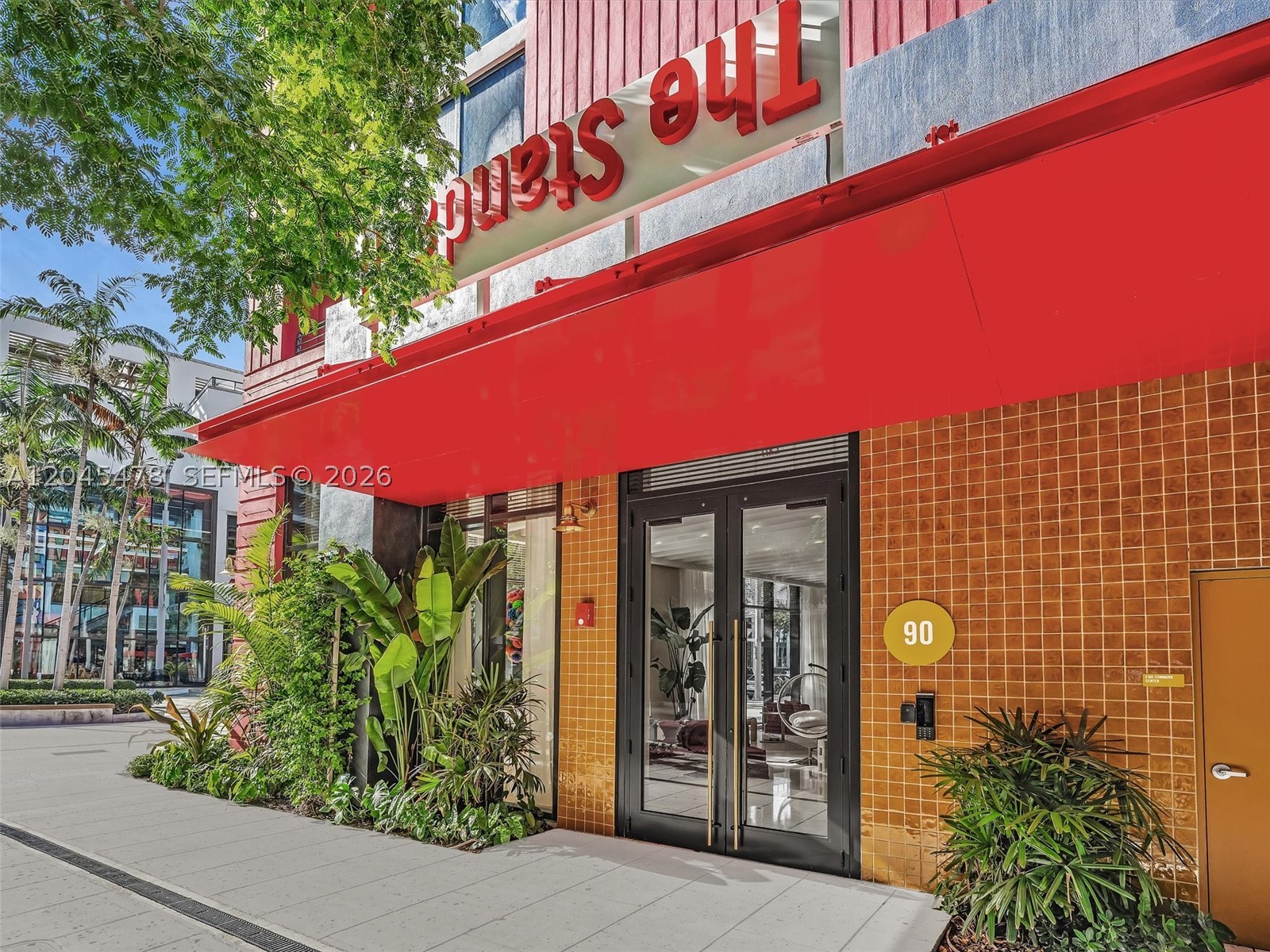 90 Ne 32nd St #724