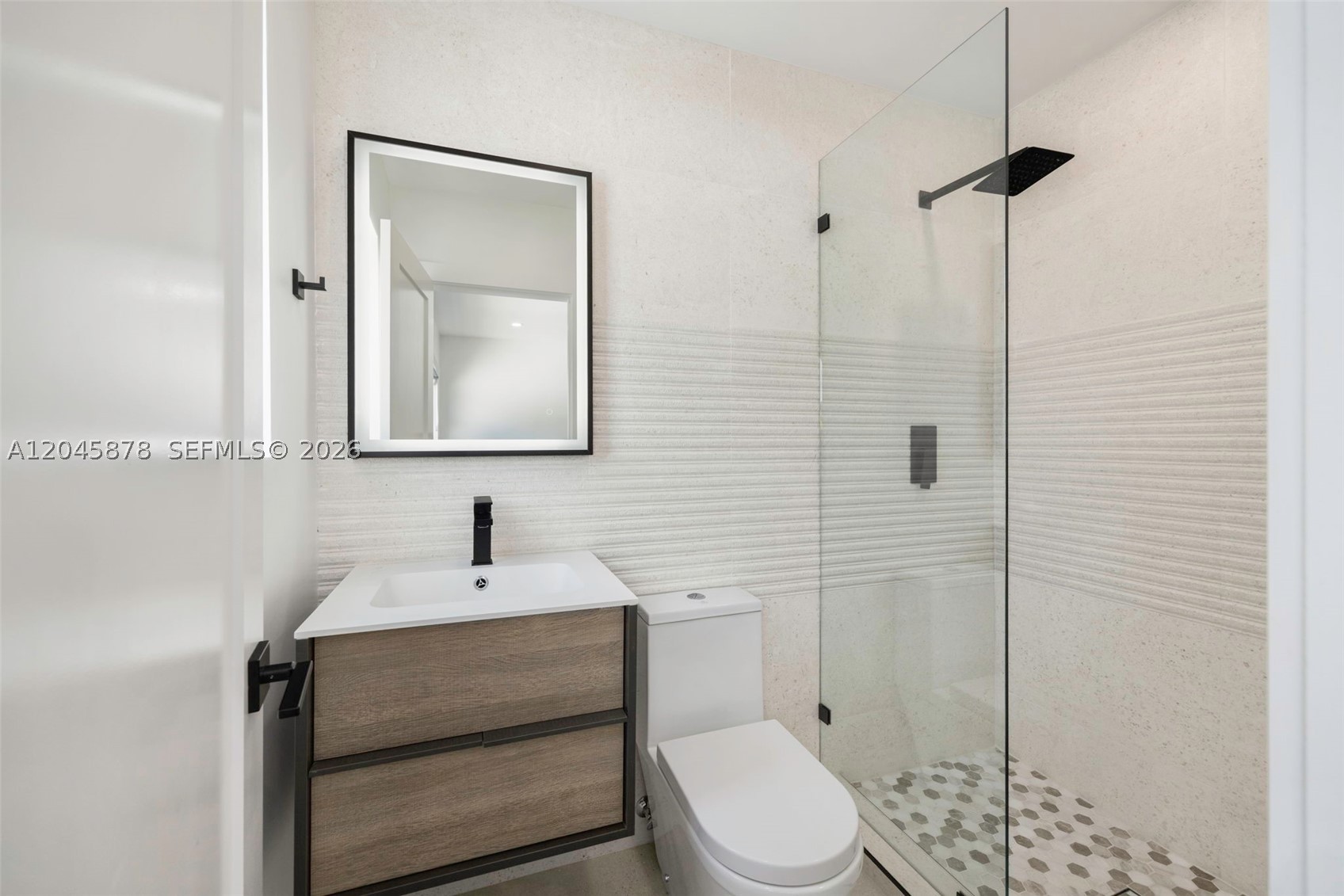8960 SW 118th St Miami, FL 33176