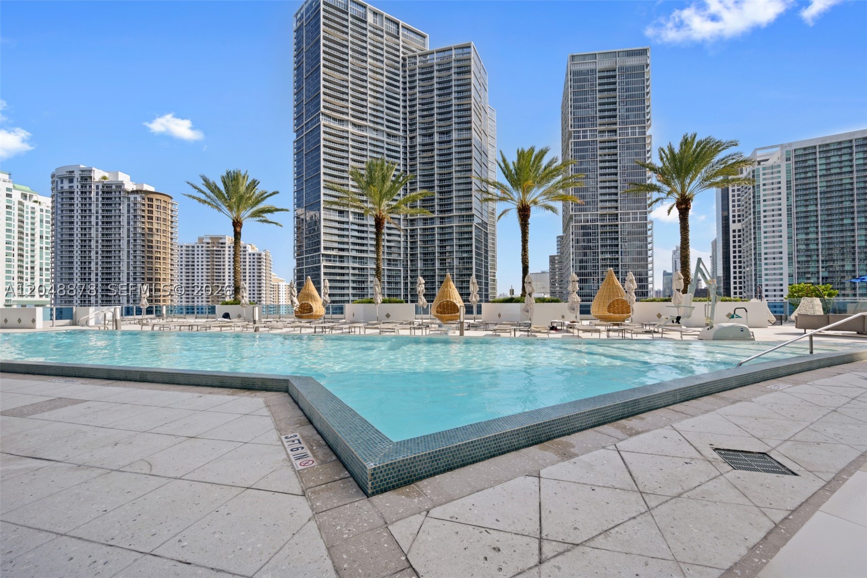image Epic Residences25