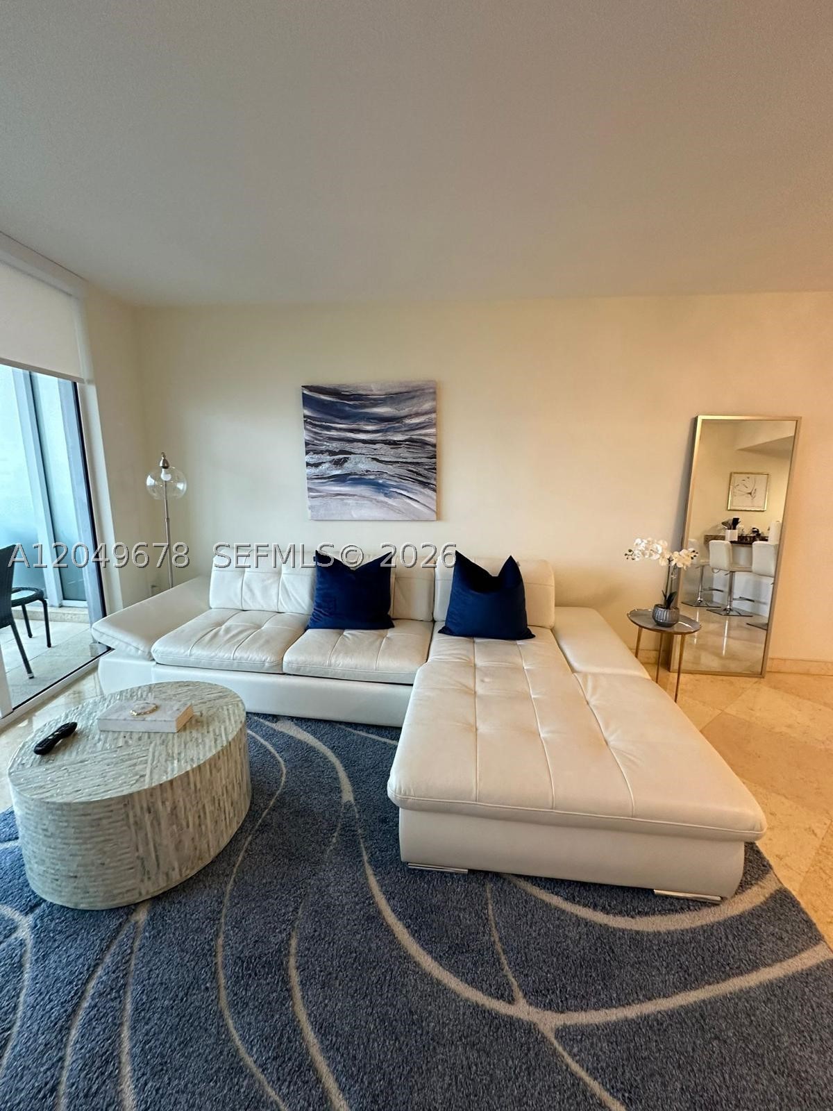 image Beach Club 317