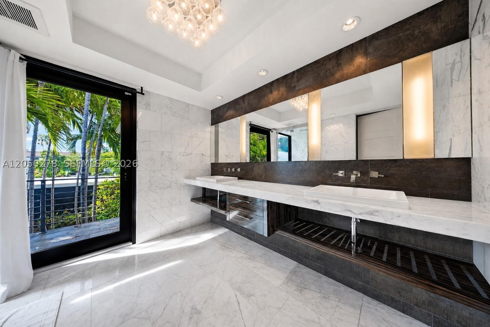 1548 Biarritz Dr Miami Beach, FL 33141
