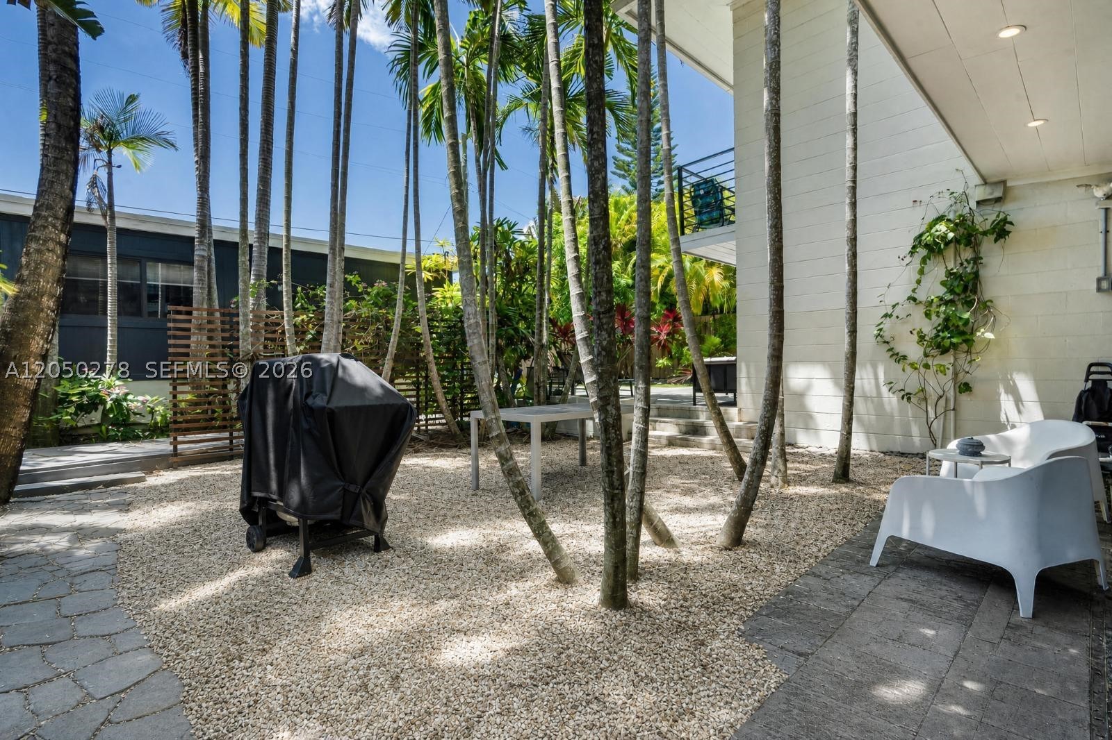 1548 Biarritz Dr Miami Beach, FL 33141